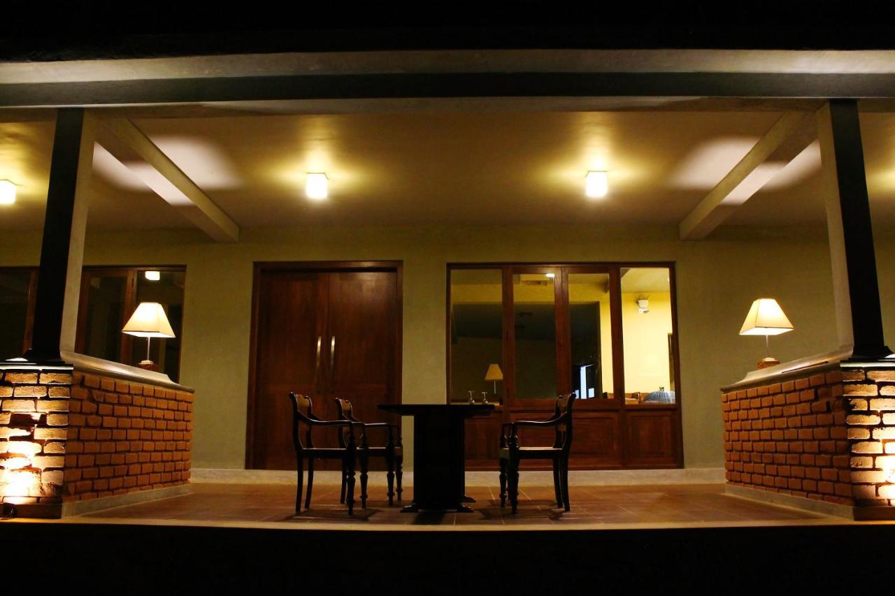 Ehalagala Lake Resort Sigiriya Luaran gambar