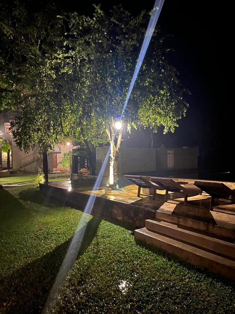 Ehalagala Lake Resort Sigiriya Luaran gambar