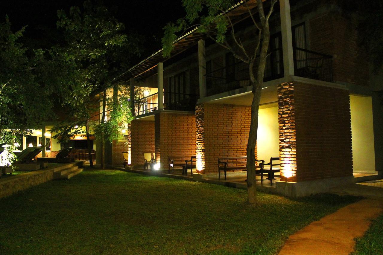 Ehalagala Lake Resort Sigiriya Luaran gambar