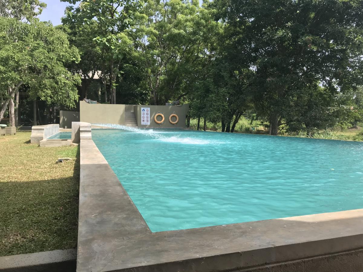 Ehalagala Lake Resort Sigiriya Luaran gambar