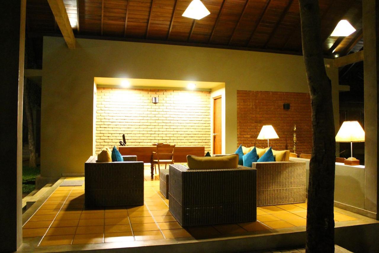 Ehalagala Lake Resort Sigiriya Luaran gambar