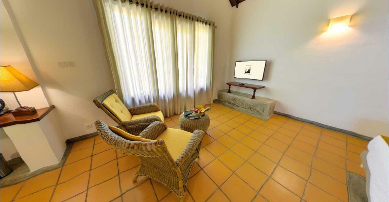 Ehalagala Lake Resort Sigiriya Luaran gambar
